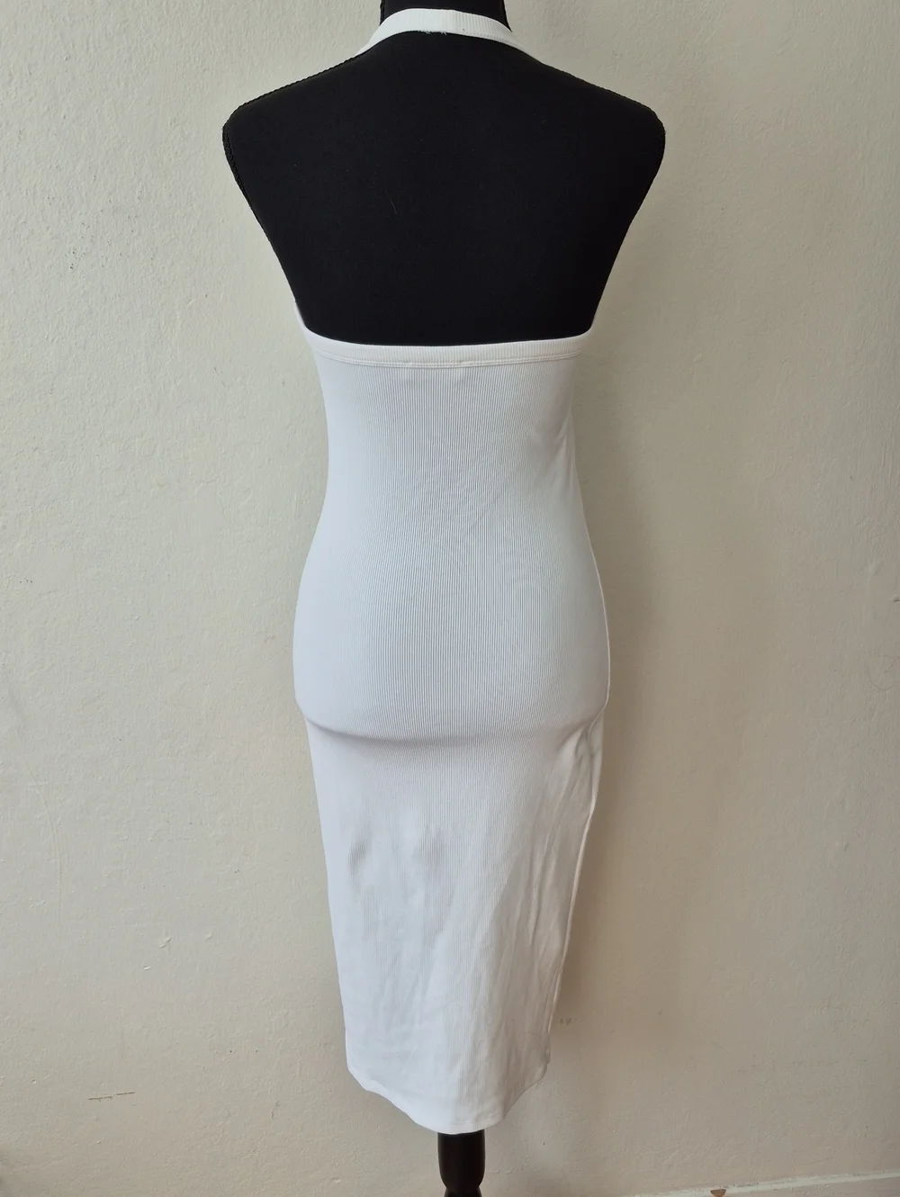 NWOT Babaton Aritzia Maxi White Bodycon Dress Sculpt Rib Knit Halter Neck Sz M